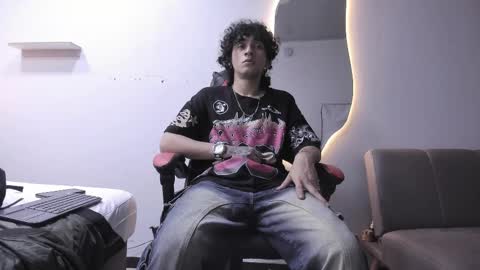 Jackes Taylor online show from February 2026 06:10:02 AM