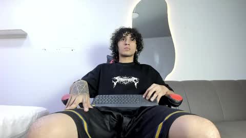 Jackes Taylor online show from April 2026 04:54:02 AM