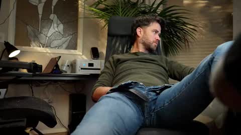 Colten Carter online show from March 2026 04:30:02 AM