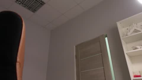 Jacky online show from November 2025 10:09:02 PM