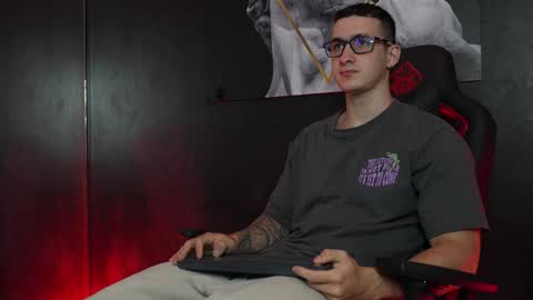 Jackson Olsen online show from November 2025 09:48:01 PM