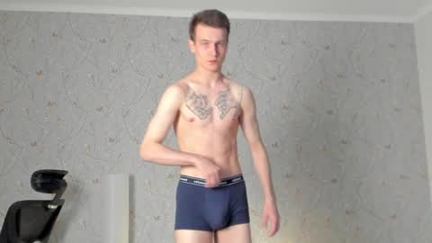 Nikolay online show from April 2026 08:11:02 PM