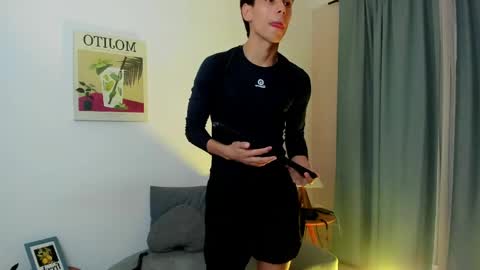 jacob_colliins online show from June 2026 04:06:01 AM