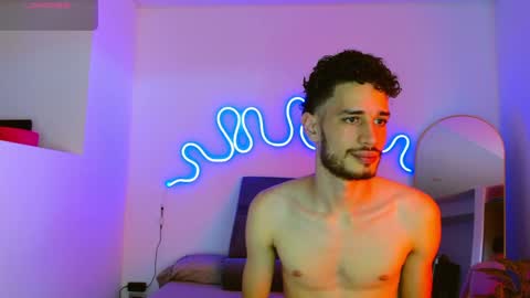 JACOB  ROBIN online show from January 2025 04:55:02 PM