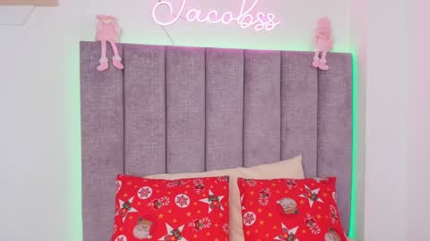 Snapshot of jacobss_gh chatting on December 2024 01:55:02 AM JACOBSS online show from December 2024 01:55:02 AM