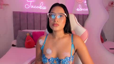 Snapshot of jacobss_gh chatting on October 2025 09:12:02 PM JACOBSS online show from October 2025 09:12:02 PM