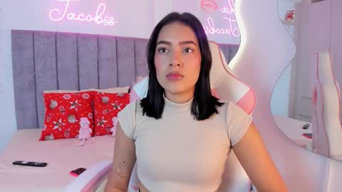 Snapshot of jacobss_gh chatting on December 2025 10:26:01 PM JACOBSS online show from December 2025 10:26:01 PM