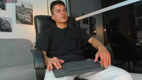 JACOB STONES online show from February 2025 06:37:01 AM