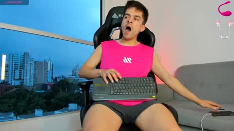 JACOB STONES online show from October 2025 10:22:02 PM