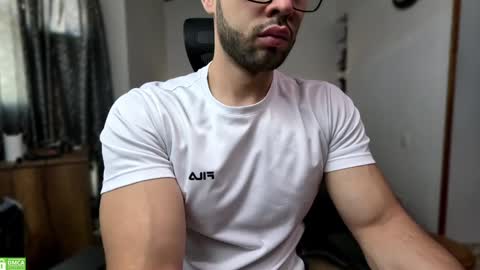 Snapshot of jacobt77 chatting on January 2025 03:57:01 PM Jacob online show from January 2025 03:57:01 PM