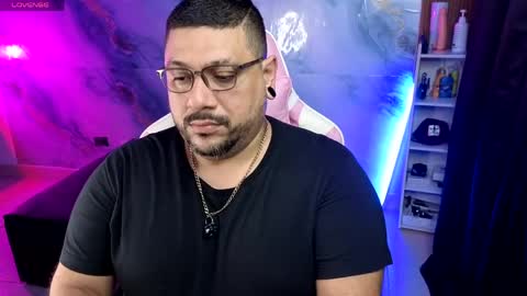 Snapshot of jacoob_woods chatting on April 2026 09:19:01 AM daddy sir master bear online show from April 2026 09:19:01 AM