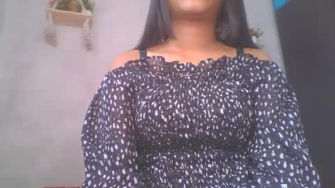 jacqueline_fernandez online show from March 2025 09:44:01 AM