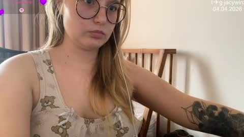 jacywinslat online show from April 2026 10:24:02 AM