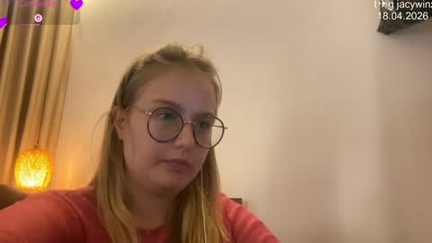 jacywinslat online show from April 2026 07:58:01 PM