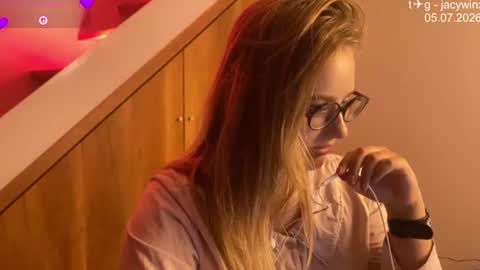 Snapshot of jacywinslat chatting on July 2026 07:32:01 PM jacywinslat online show from July 2026 07:32:01 PM