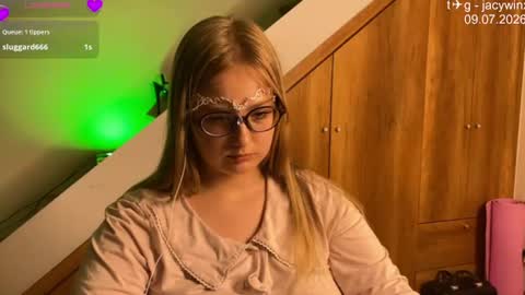 Snapshot of jacywinslat chatting on July 2026 02:21:01 PM jacywinslat online show from July 2026 02:21:01 PM