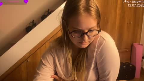 Snapshot of jacywinslat chatting on July 2026 10:23:01 PM jacywinslat online show from July 2026 10:23:01 PM