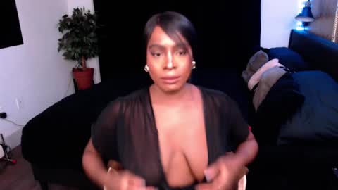 Jade online show from September 2025 05:18:01 PM