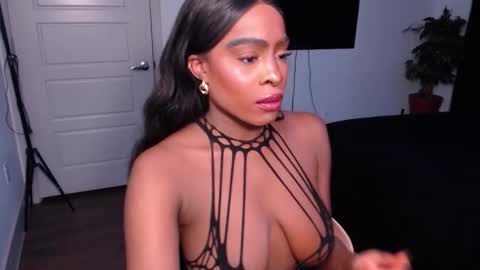 Jade online show from December 2025 03:16:02 AM