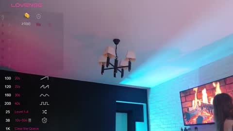 Jade online show from November 2025 01:46:01 PM