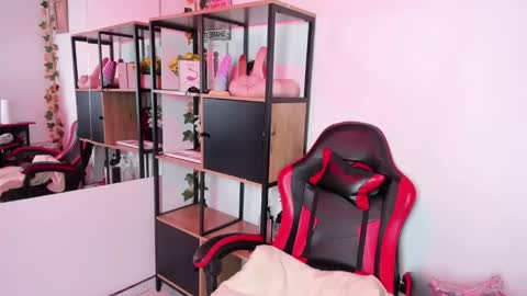 Jade online show from October 2025 02:56:01 AM