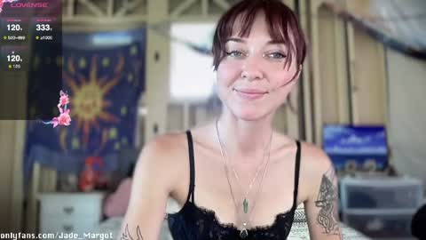 Snapshot of jade_margot chatting on June 2026 01:22:01 AM Jade Margot online show from June 2026 01:22:01 AM