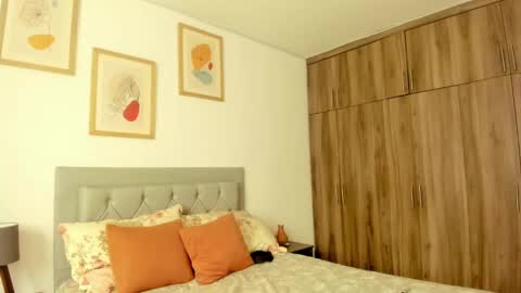 Jade smile online show from September 2025 04:00:01 PM