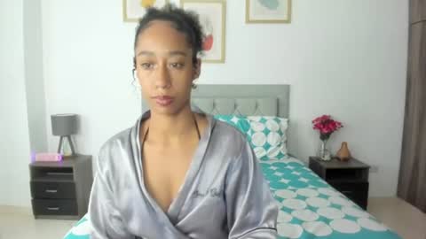 Snapshot of jade_obi chatting on July 2026 03:12:02 PM Jade smile online show from July 2026 03:12:02 PM