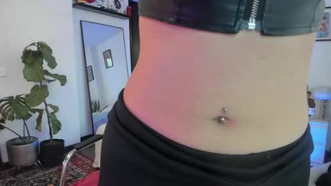 Snapshot of jade_porn chatting on May 2026 12:10:01 PM Jade independent model online show from May 2026 12:10:01 PM