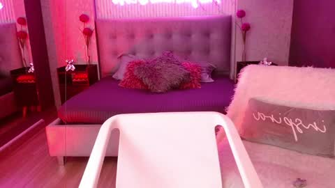JADE online show from May 2026 08:39:02 PM