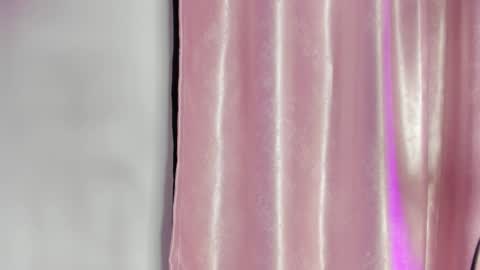 jade white  online show from September 2025 12:52:02 PM