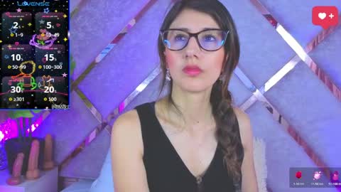 jade white  online show from April 2026 02:47:02 PM