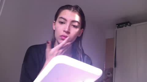 Jade online show from June 2026 08:56:02 PM