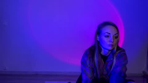 Snapshot of jadebabybloom chatting on November 2025 08:47:02 PM bbbloom online show from November 2025 08:47:02 PM