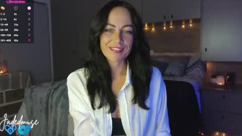 Snapshot of jadedmuse chatting on May 2026 06:35:02 PM Jade online show from May 2026 06:35:02 PM