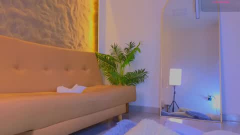 jadee__ online show from January 2026 03:09:01 AM