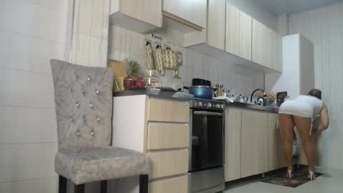 Jade online show from January 2025 03:38:01 PM