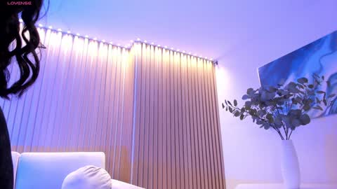 JADE EVANS online show from December 2024 12:02:01 AM