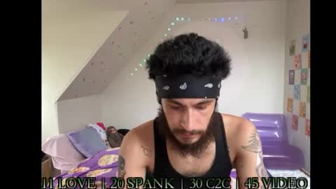 Jade online show from February 2025 03:38:01 PM