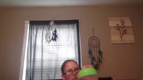 JadeLuv online show from December 2024 05:44:01 PM