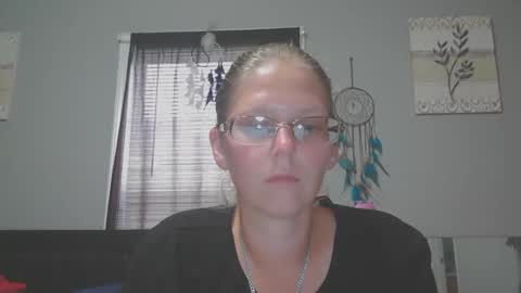 Snapshot of jadeluv chatting on May 2026 04:38:01 PM JadeLuv online show from May 2026 04:38:01 PM