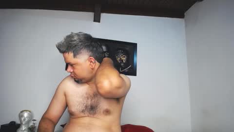 Snapshot of jadestone69 chatting on October 2025 12:13:02 PM jadeStone69 online show from October 2025 12:13:02 PM
