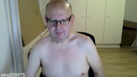 Jake2309 online show from November 2025 07:19:02 PM