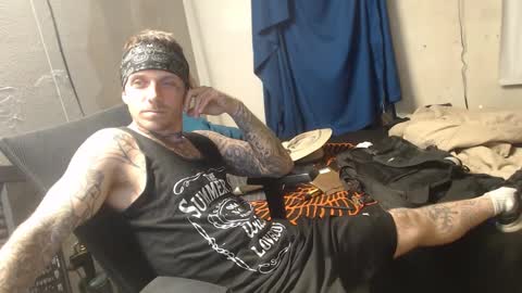 showingitoff online show from September 2025 05:56:01 AM