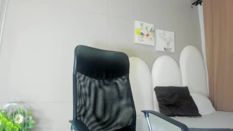 Snapshot of jake_miller__ chatting on May 2026 07:19:01 PM Jake online show from May 2026 07:19:01 PM