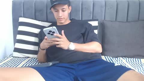 Hi guys im new 3 online show from February 2026 06:09:01 PM