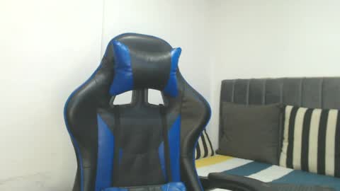 Snapshot of jake_shadow14 chatting on April 2026 11:03:02 PM Hi guys im new 3 online show from April 2026 11:03:02 PM