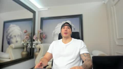 jakestone_1 online show from October 2025 07:20:01 PM