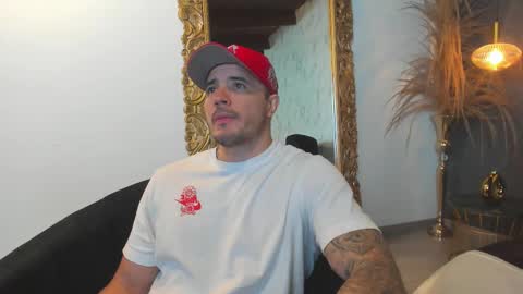 jakestone_1 online show from November 2025 04:18:02 PM