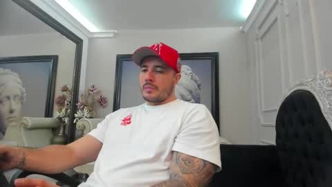 jakestone_1 online show from January 2026 01:44:01 AM